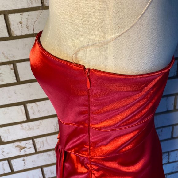 Beata Studio / Red Strapless Dress, Side zipper  Size 9/10 - Picture 5 of 7